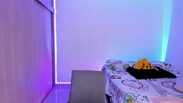 Snapshot of aldrinwhite chatting on February 1, 2026, 4:38 pm aldrinwhite online show from February 1, 2026, 4:38 pm