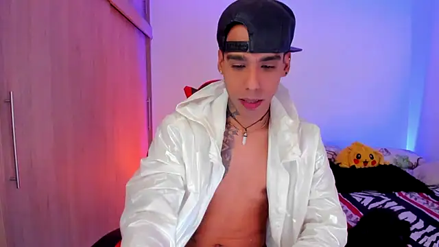 Snapshot of aldrinwhite chatting on February 21, 2026, 5:48 pm aldrinwhite online show from February 21, 2026, 5:48 pm