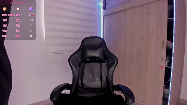 Snapshot of aldrinwhite chatting on March 8, 2025, 9:08 pm aldrinwhite online show from March 8, 2025, 9:08 pm