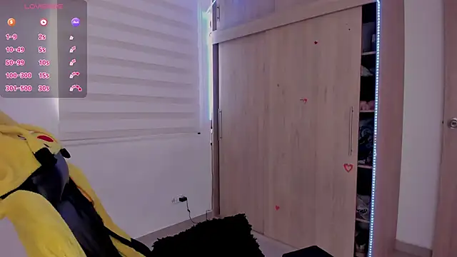 Snapshot of aldrinwhite chatting on March 18, 2025, 2:17 pm aldrinwhite online show from March 18, 2025, 2:17 pm