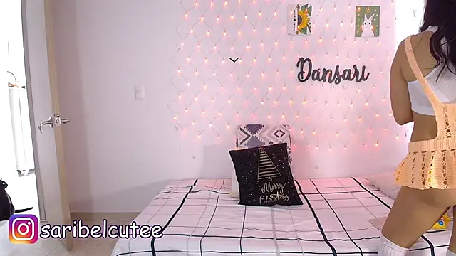 saribelcute online show from December 16, 2024, 3:00 pm