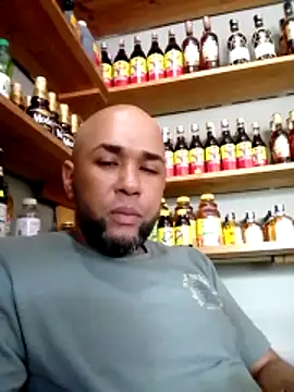 Frankie0880 online show from June 11, 2026, 6:49 pm