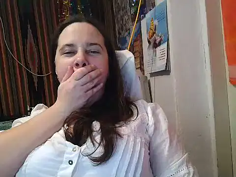 Snapshot of Cora_Maro chatting on March 7, 2025, 2:34 pm Cora Maro online show from March 7, 2025, 2:34 pm