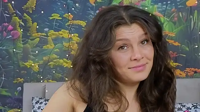 Snapshot of MadameDeFeu chatting on March 1, 2025, 11:17 am MadameDeFeu online show from March 1, 2025, 11:17 am
