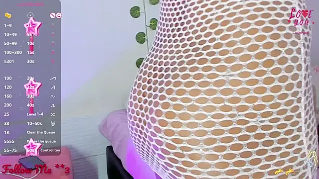 BarbieHotLaura online show from February 4, 2025, 1:56 am