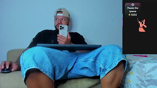 ToonyDee online show from October 21, 2025, 2:16 pm