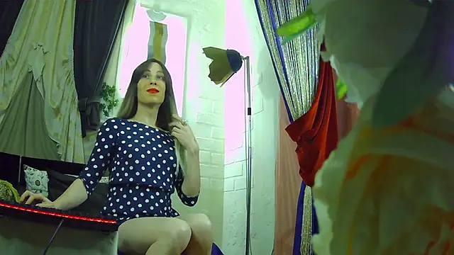 Snapshot of Mary_Loon chatting on October 4, 2025, 8:54 pm Mary Loon online show from October 4, 2025, 8:54 pm