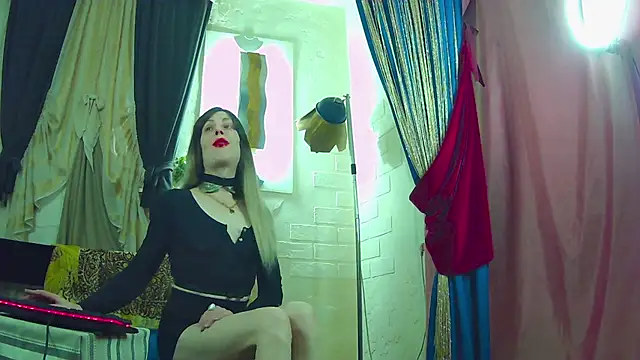 Mary Loon online show from April 14, 2026, 6:46 pm