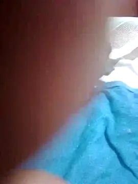 Snapshot of Leovmli chatting on October 26, 2025, 3:40 am Leovmli online show from October 26, 2025, 3:40 am