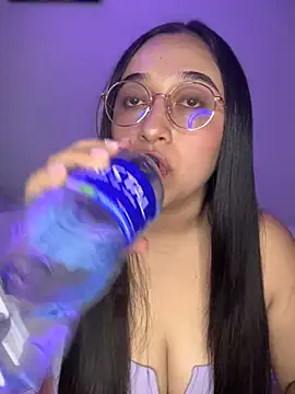 cata megan online show from February 1, 2025, 9:08 pm