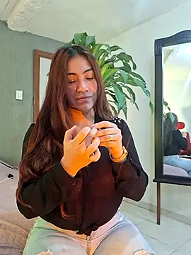 emmily d online show from March 12, 2025, 4:56 pm