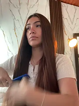 emmily d online show from March 26, 2026, 6:17 pm