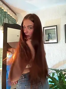 Snapshot of emmily_d chatting on February 3, 2026, 7:08 pm emmily d online show from February 3, 2026, 7:08 pm