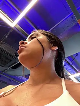 penelopesexx online show from November 4, 2025, 3:05 pm