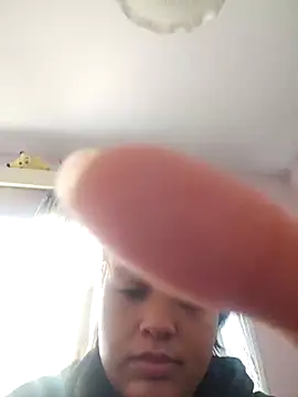 LorenRosse online show from October 15, 2025, 4:55 am