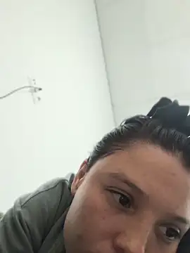 LorenRosse online show from April 1, 2026, 11:56 pm