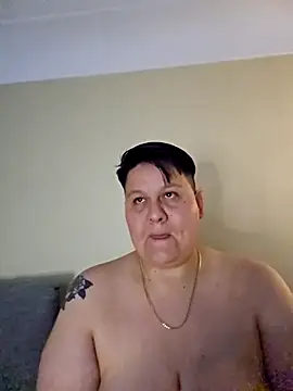 DevilDahm online show from April 30, 2026, 4:41 am