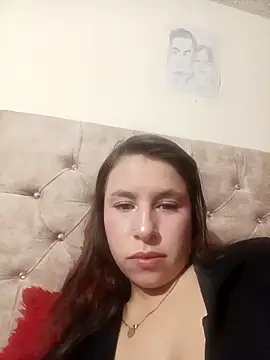 RubyEmerald online show from April 10, 2026, 3:57 am