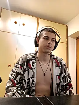 Snapshot of BigDickEnrg7195 chatting on February 13, 2025, 12:02 am BigDickEnrg7195 online show from February 13, 2025, 12:02 am