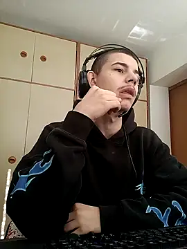 Snapshot of BigDickEnrg7195 chatting on February 5, 2025, 9:04 am BigDickEnrg7195 online show from February 5, 2025, 9:04 am