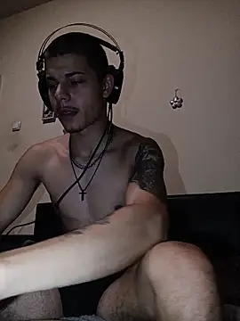 Snapshot of BigDickEnrg7195 chatting on November 21, 2025, 12:31 am BigDickEnrg7195 online show from November 21, 2025, 12:31 am