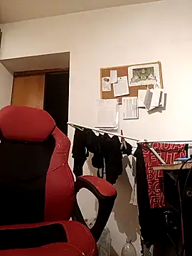 Snapshot of BigDickEnrg7195 chatting on January 19, 2025, 11:32 pm BigDickEnrg7195 online show from January 19, 2025, 11:32 pm