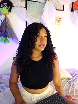 Snapshot of sara_sophieee chatting on October 12, 2025, 5:47 pm sara sophieee online show from October 12, 2025, 5:47 pm