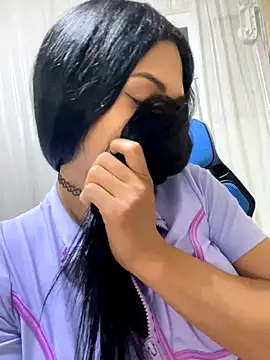 MOMMYJEVAA online show from December 2, 2025, 3:52 am