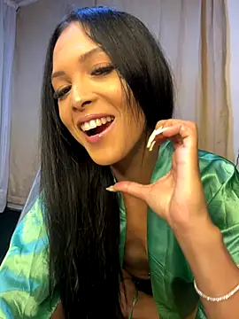 MOMMYJEVAA online show from November 13, 2025, 5:00 am