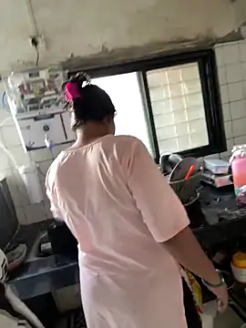 xyztopbeing online show from January 10, 2025, 9:23 am