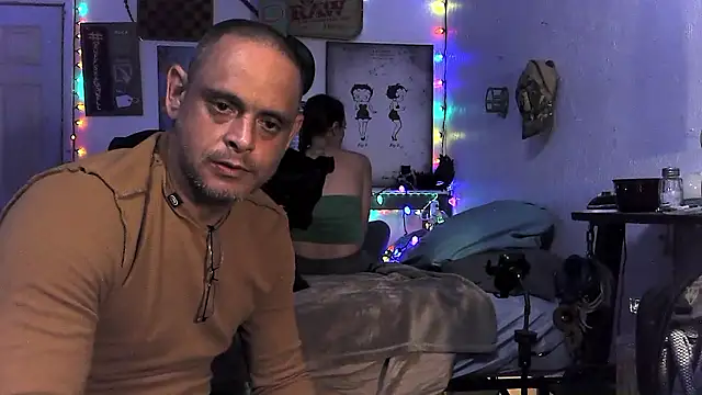 Buffshagswell online show from April 9, 2026, 2:02 am