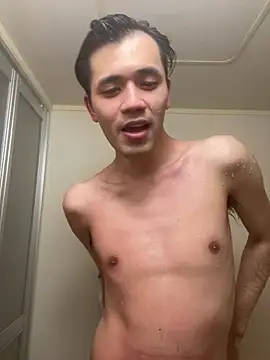 ryusei18570 online show from February 24, 2025, 3:42 pm