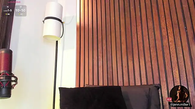 Snapshot of Jennmiiller_ chatting on March 7, 2025, 3:07 pm Jennmiiller online show from March 7, 2025, 3:07 pm