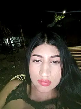 Snapshot of Julix_A chatting on September 30, 2025, 1:22 am Julix A online show from September 30, 2025, 1:22 am