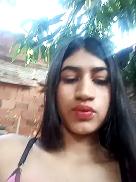 Snapshot of Julix_A chatting on January 12, 2025, 8:03 pm Julix A online show from January 12, 2025, 8:03 pm