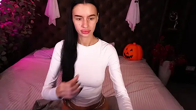 Snow WhiteeeX online show from October 31, 2025, 6:43 am