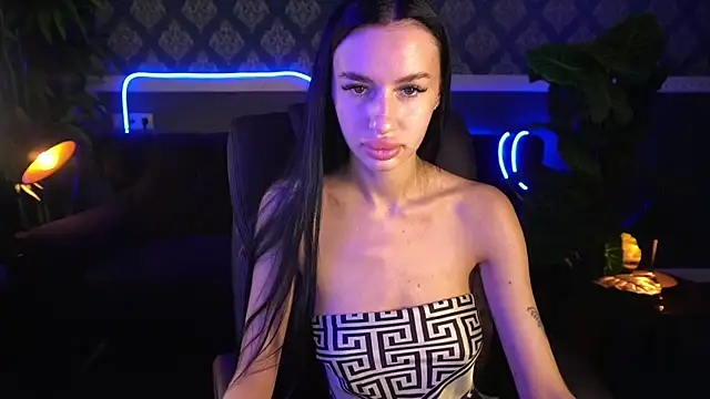 Snow WhiteeeX online show from September 25, 2025, 5:46 am