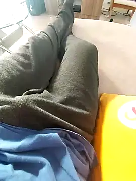 Snapshot of reelciii21 chatting on January 31, 2025, 1:56 pm reelciii21 online show from January 31, 2025, 1:56 pm