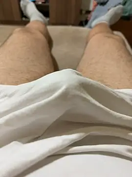 Snapshot of reelciii21 chatting on November 27, 2025, 5:02 pm reelciii21 online show from November 27, 2025, 5:02 pm