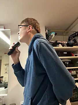 kensnb online show from November 9, 2025, 7:40 pm