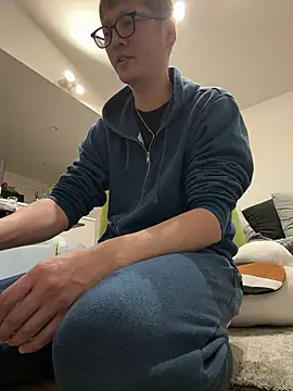 kensnb online show from November 19, 2025, 8:31 pm