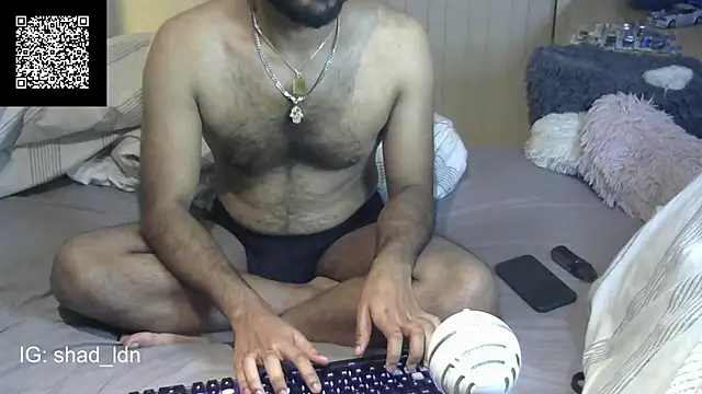 Snapshot of shadthebiguy chatting on December 12, 2024, 12:16 am shadthebiguy online show from December 12, 2024, 12:16 am