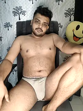 Snapshot of Mr_Handsome_hunk chatting on November 4, 2025, 5:50 pm Mr Handsome hunk online show from November 4, 2025, 5:50 pm