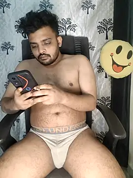 Snapshot of Mr_Handsome_hunk chatting on November 14, 2025, 1:48 pm Mr Handsome hunk online show from November 14, 2025, 1:48 pm