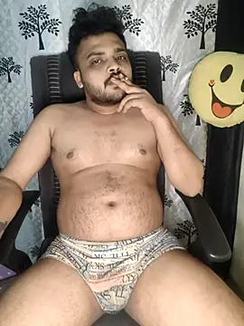 Snapshot of Mr_Handsome_hunk chatting on November 16, 2025, 12:43 pm Mr Handsome hunk online show from November 16, 2025, 12:43 pm