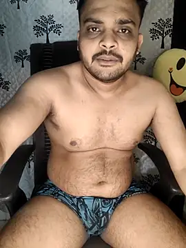 Snapshot of Mr_Handsome_hunk chatting on November 3, 2025, 8:01 pm Mr Handsome hunk online show from November 3, 2025, 8:01 pm
