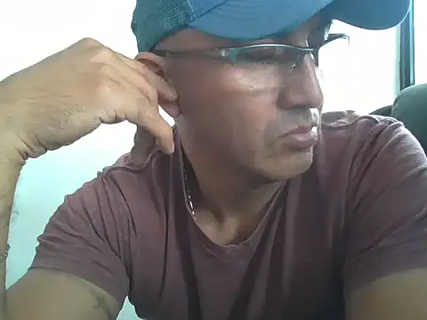 Snapshot of exmilitary chatting on February 20, 2026, 8:00 pm exmilitary online show from February 20, 2026, 8:00 pm