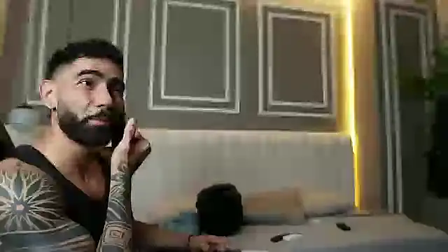 Austin bolt online show from November 10, 2025, 12:59 am