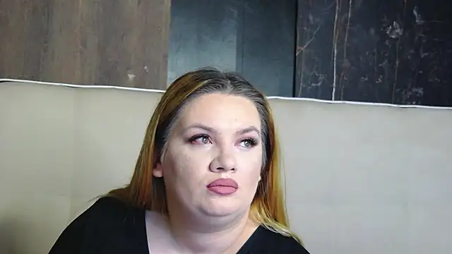 Snapshot of MelanieBrownn chatting on January 15, 2026, 5:44 am MelanieBrownn online show from January 15, 2026, 5:44 am