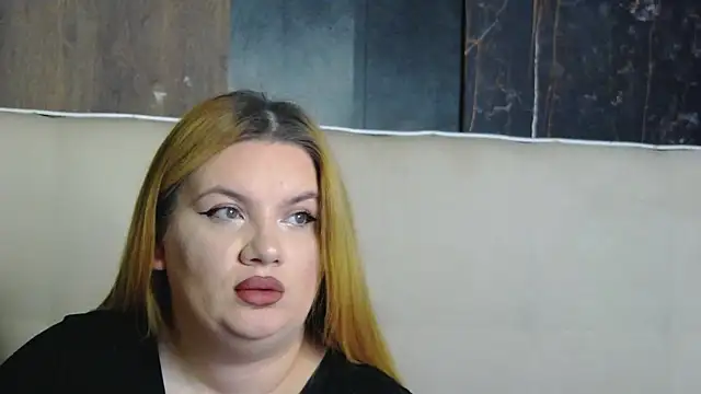 Snapshot of MelanieBrownn chatting on December 22, 2025, 7:08 am MelanieBrownn online show from December 22, 2025, 7:08 am